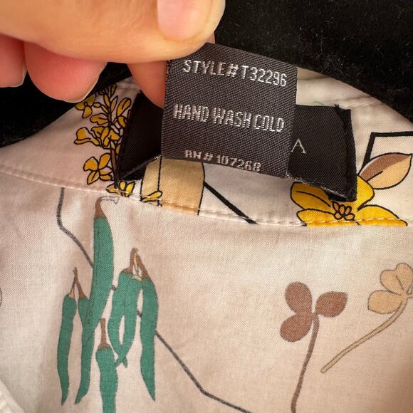 Gracia Whimsical Western Print Blouse White Collared Pleated Balloon Sleeve Sz S - Picture 5 of 6